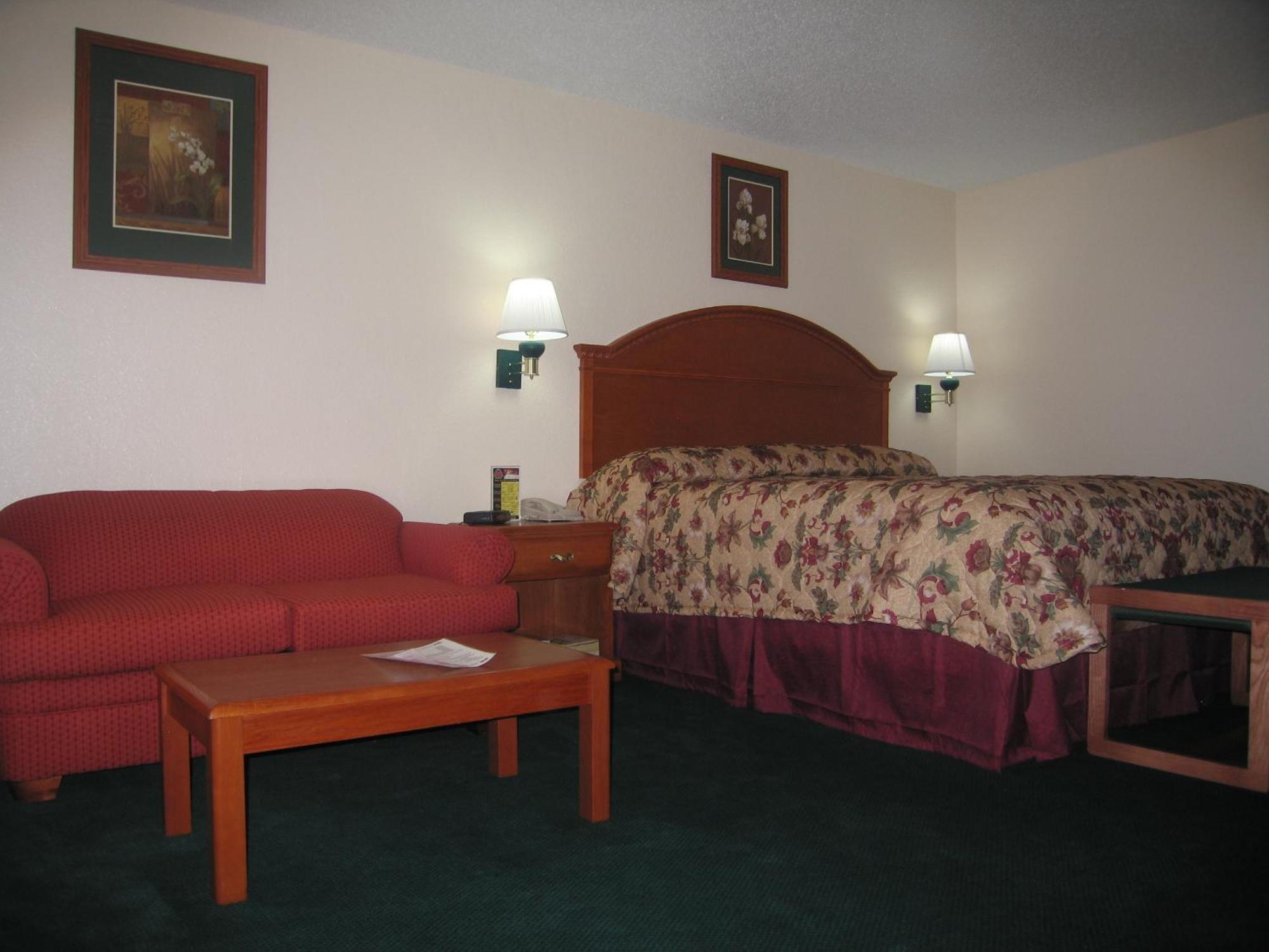 Americas Best Value Inn Lubbock East Quarto foto